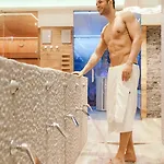 Wellnesshotel Aumuehle فندق